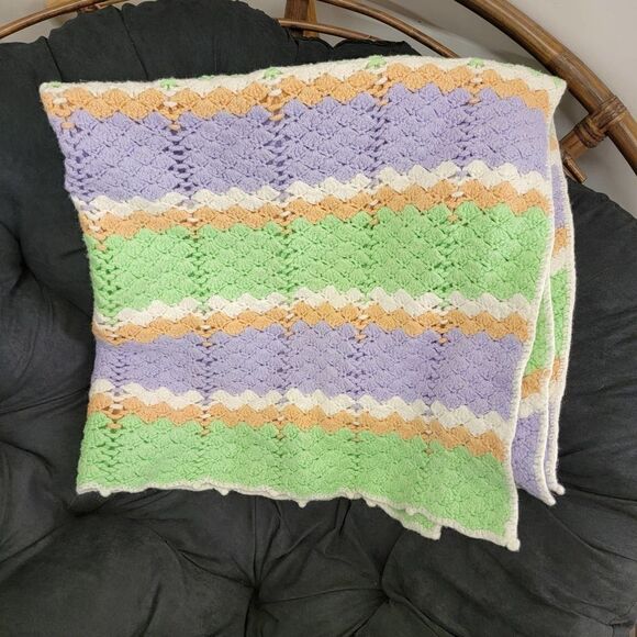 VNTG Hndmd Crocheted Knit Striped Blanket - Picture 2 of 15